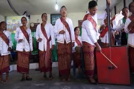 Alat musik ini dikenal memiliki beberapa keunikan. Yangere Musik Tradisional Masyarakat Galela Halmahera Utara Balai Pelestarian Nilai Budaya Maluku