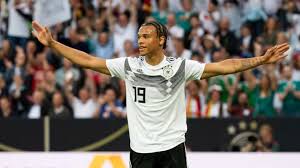 Leroy sané will wear the number 10 shirt for fc bayern next season.out of respect for philippe coutinho, who is the current number 10 and could play in the upcoming dfb cup final in berlin and any games in the uefa champions league in august, sané decided not to use the number in his photos on thursday. Leroy Sane And Alphonso Davies Are Set To Team Up At Bayern It S Just Not Fair