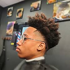 Chicago barber • Hairstylist •💈CED_CUTTIN UP (@ced_cuttinup) • Instagram  photos and videos