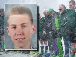 Team's silent tribute for teenage hockey player killed in crash
