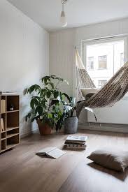 Expert Tips To Design Your Own Meditation Space Meditation Rooms Minimalist Home Decor Chill Room