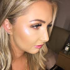 Nai Fraser Pro Makeup Artist