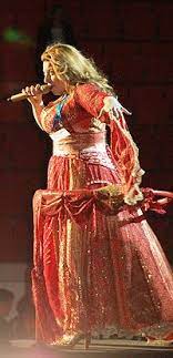 Her father is of english heritage from the united kingdom, her jewish mother i. Moving On Sarah Dawn Finer Song Wikipedia