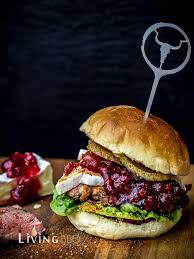 Enten Burger Mit Camembert Und Preiselbeeren Livingbbq De Rezept Rezepte Ente Rezept Entenbrust Rezept