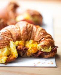Bacon Egg And Cheese Croissant Sandwich Recipe Bacon Egg And Cheese Cheese Croissant Easy Cooking Recipes