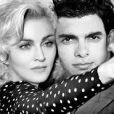 I Rise like a Rainbow High