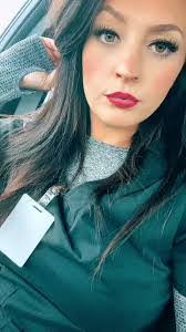 Jessica Mcginley's Instagram, Twitter & Facebook