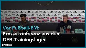 Mehrere ungarische vereine wollen mit. Dfb Pressekonferenz Vor Der Fussball Europameisterschaft Am 01 06 21 Youtube