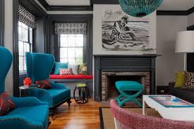 Dengan menggabungkan warna turquoise warna dan nuansa lain yang sangat berbeza mesej datang. Sofa Turquoise 35 Gambar Perabot Berwarna Hijau Gelap Dan Gelap Di Pedalaman Yang Dilengkapi Dengan Langsir