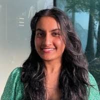 Marie Perera's Instagram, Twitter & Facebook