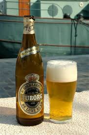 Leaking Beer Guinness African Beer Cervejas Importadas Cerveja Rotulos De Cerveja
