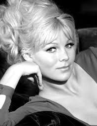 Top 10 Lovely Ladies of Hammer Horror Films