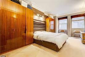 Maybe you would like to learn more about one of these? Flat In Mansion Block Once Home To Ts Eliot For Sale For 995 000 Todayuknews
