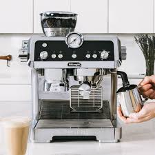 Home delivered or click and collect! De Longhi La Specialista Espresso Machine Sur La Table