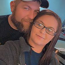 Danielle Wright (@danielle.rasor.73) • Facebook