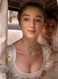 Bridgerton Gowns Party Dresses Are 2021 S Biggest Wedding Trends In 2021 Phoebe Dynevor Netflix Netflix Series