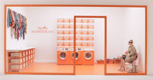 Louis vuitton usa official website. 5 Luxury Brands That Bet Big On Pop Up Stores