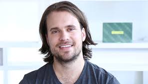 To prevent men's hairstyles for long hair from inclination into the feminine side, avoid using too much of styling products. Long Hairstyles For Men 7 Tips For Healthier Hair