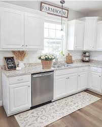 Kitchen backsplash i've been searching for some kitchen backsplash inspiration and just stumbled on this picture perfect kitchen by @the_modern_barnhouse i'm in love with the shiplap. Farmhouse Lookbook Shiplap Backsplash Yes Please Check Out Ourwintonhome For Details Shiplap Diy Fixerupper Farm Farmhousestyle Farmhousedecor Facebook