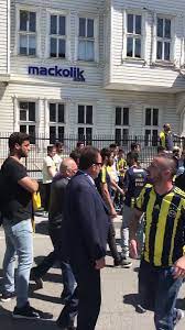 Kariyer sayfasında anderson da silva bina isimli futbolcunun sezon bazında takımının yer almış olduğu turnuvalardaki maç, gol, asist, sarı kart, kırmızı. Mackolik On Twitter Fenerbahce Taraftari Bir Grup Stat Cevresinde Ali Koc Lehine Tezahurat Yapiyor