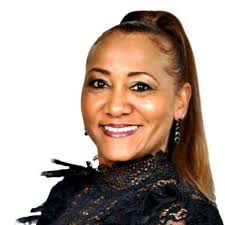 Iris Riggs (@irismriggs)