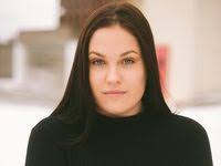 Holly Kenney's Instagram, Twitter & Facebook