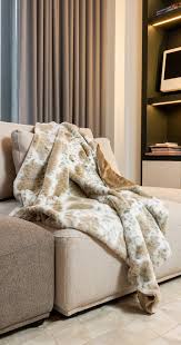 We did not find results for: Premier Luxury Spotted White And Brown Faux Fur Throw Blanket Waveocity