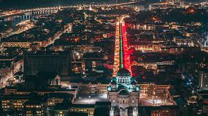 Sin coste para uso comercial sin necesidad de mencionar la fuente libre de derechos de autor. Edificio Ciudad Kaunas Lituania Viajes Nocturnos Fondo De Pantalla Hd Peakpx