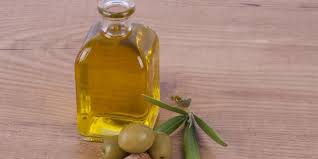 Saluran darah (alteri) mungkin tidak boleh berfungsi sebaik mana masa kita muda, dan oleh sebab itu ia boleh membawa kepada beberapa penyakit. Agar Khasiat Minyak Zaitun Ampuh Untuk Diet