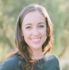 Lauren Dailey's Instagram, Twitter & Facebook