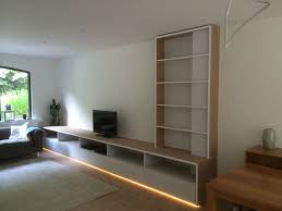 tv kast met indirecte verlichting voor een zwevend effect interieur ideeen interieur indirecte verlichting