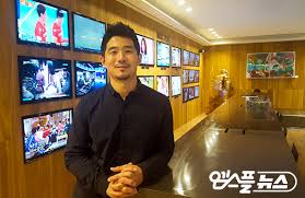 성민규 단장은 본인이 먼저 제안했으며 미래를 위한 트레이드라고 밝혔다. ë°°ì§€í—Œì˜ ë¸ŒëŸ¬ì‹œë°± íŒŒê²©ì¸ì‚¬ ìµœì ìž„ìž ì„±ë¯¼ê·œ ë‹¨ìž¥ ë¡¯ë°ì˜ ì—¡ìŠ¤íƒ€ì¸ì„ ê¿ˆê¾¼ë‹¤