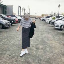 Model pakaian yang cocok untuk wanita pendek berhijab agar terlihat. 9 Ootd Hijab Buat Pemilik Tubuh Kurus Anti Alay Dan Dijamin Modis