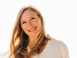 Jessica Greiner's Instagram, Twitter & Facebook