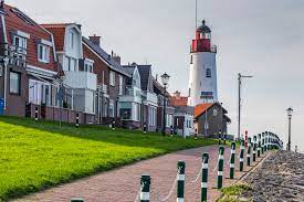 De gemeente urk maakt gebruik van cookies. Das Ijsselmeer Und Der Leuchtturm In Urk