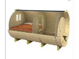 Chalet Tonneau Parthenay 79200 Materiel Pas Cher D Occasion Cabane Bois Tonneau Mobilier