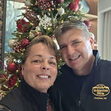 Does anyone know of a bakery that makes large gingerbread men to decorate?