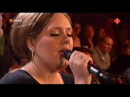 Paul de leeuw is een bekende zanger, presentator, cabaretier en acteur. Adele Paul De Leeuw To Make You Feel My Love Youtube