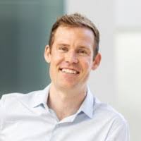 Nadia Kast's Instagram, Twitter & Facebook