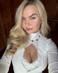 Aliya Kaybeleva (@aliya_kayy) • Instagram photos and videos