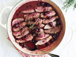 Gebratene Entenbrust Mit Kirsch Portwein Sosse Rezept Mit Video Kitchen Stories Rezept Weinsosse Entenbrust Rezepte