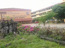 Seramai 7 orang guru telah sempat melawat koperasi dan penjelasan tentang perkembangan. Sekolah Menengah Sains Sabah Kota Kinabalu Mapio Net