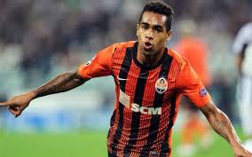 Alex teixeira of jiangsu suning celebrates with team mates after scoring his team's first goal during the afc champions league group e match between. Alex Teixeira Welcome To Chelsea Home Facebook