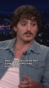 Carrie Underwood and Jimmy sing the DuckTales theme!