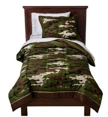 Green Camouflage Boys Twin Comforter Set 5 Piece Bed In A Bag Amazon Home Kitchen Camo Bedding Bed Kids Bedding Sets