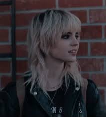 #nataliescatorccio || Lazy edit but season 1 nat will always be remembered  #nat #yellowjackets #yj #natalieyellowjackets #edit #fyp #xyzbca #am  #season1 #ILOVENAT Audio: @lily ♫