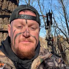 Looking for someone in Alliance/Canton area to do four leaf clover tattoo 