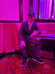 jimmy collins on X: When I see a baddie walk past #exxxotica  t.coeM7DrhLVnw  X