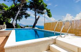 Hrvatska, pronounced xř̩ʋaːtskaː), officially the republic of croatia (croatian: Ferienwohnung Dubrovnik Kroatien Cdd598 Novasol