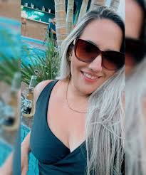 Dora Carneiro 🍒 (@dorinhasouzaa) • Instagram photos and videos